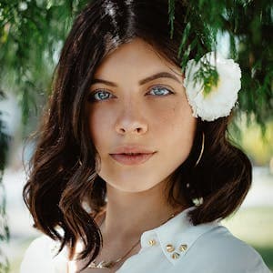 How to Choose the Right Brow Shape for Your Face
